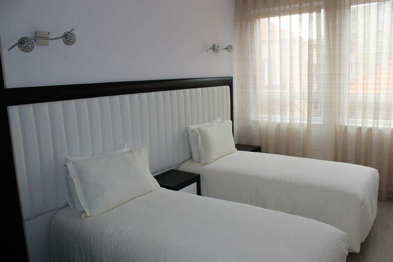 Hostal Vivacity Porto - Rooms & Apartments