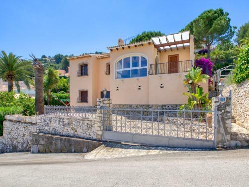 Holiday Home Villa Sunrise