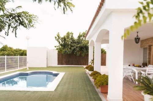 Villa Magn�fica En Pe��scola Con Piscina Privada