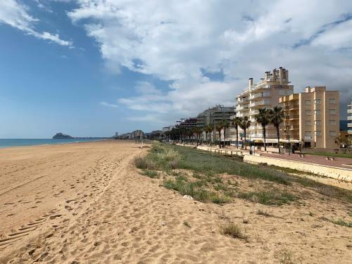 Apartamento Papa Luna Primera L�nea 3000