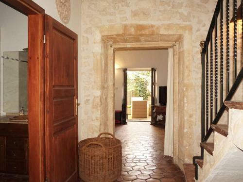Villa Petra Holiday Home