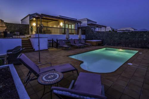 Villa Azure - Lh122 By Villas Now Ltd
