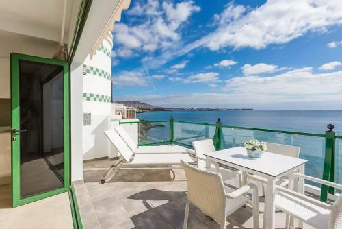 Sea Breeze Apartment
