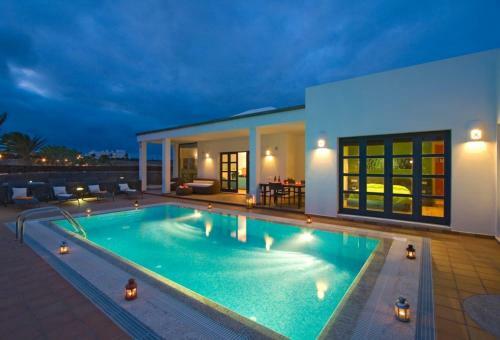 Villas Deluxe Piscina Privada Climatizada-sauna-jacuzzi