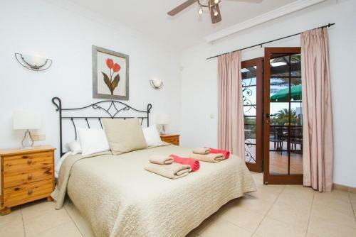 Playa Blanca Villa Sleeps 8 Pool Wifi