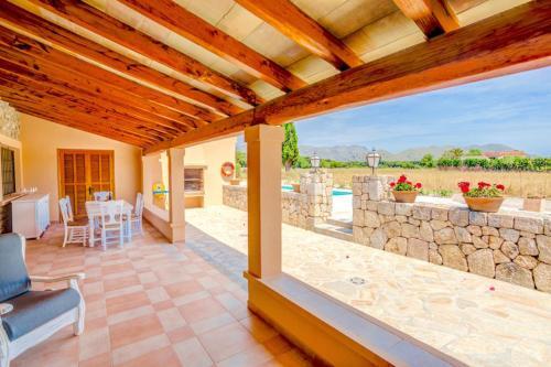 Pollenca Villa Sleeps 6 With Air Con And Wifi