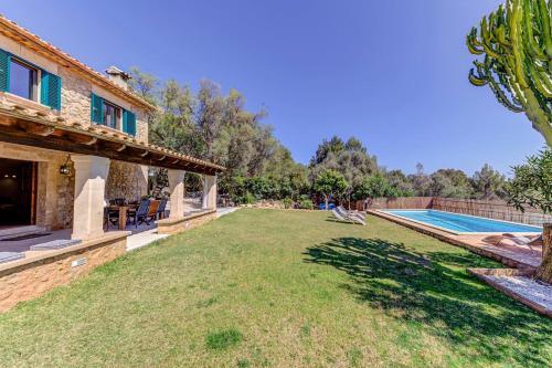 Pollenca Villa Sleeps 8