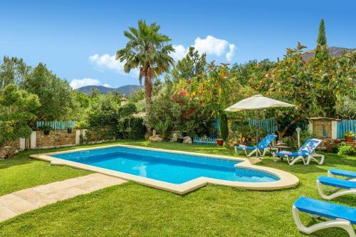 Villa Cuxach de Alba