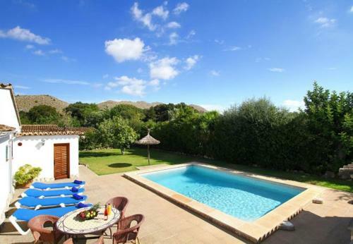 Villa In Pollenca Sleeps 4 With Pool And Wifi