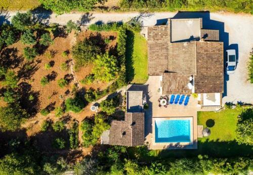 Villa In Pollenca Sleeps 4 With Pool And Wifi