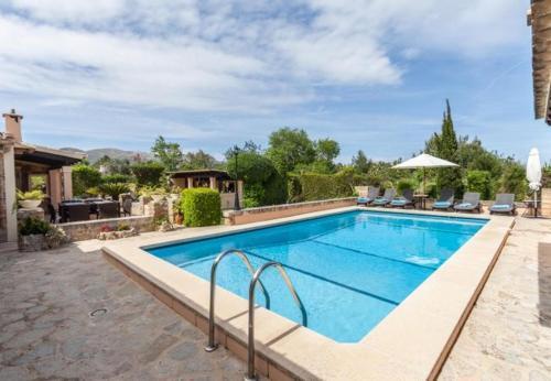 Pollenca Villa Sleeps 6 With Pool Air Con And Wifi