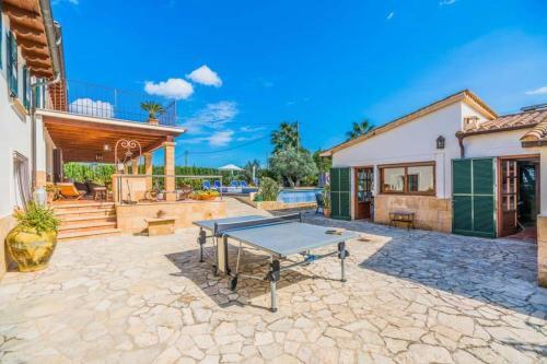 Pollenca Villa Sleeps 10 With Pool Air Con And Wifi