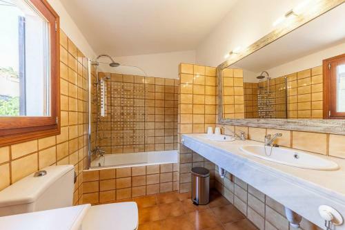 Villa In Pollenca Sleeps 6 Includes Swimming Pool And Air Con 6