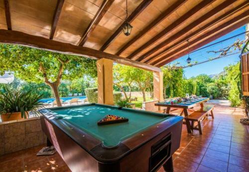 Pollenca Holiday Home Sleeps 8 With Pool