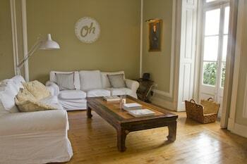 Hostal Oh Casa Sintra Rooms & Suites
