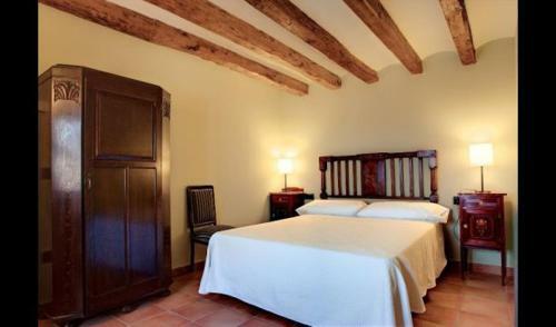 Ponts Villa Sleeps 18 With Pool