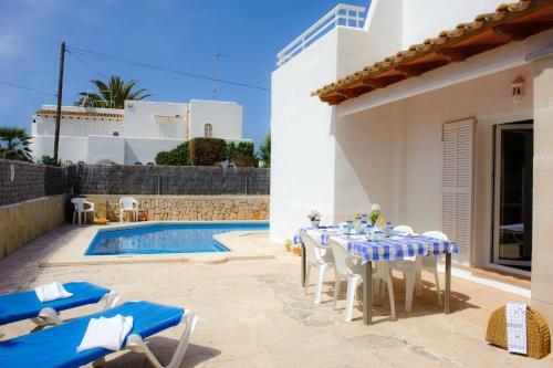 Villa Roca Nova