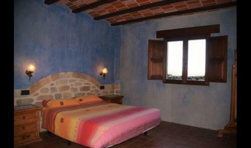 Prat de Comte Villa Sleeps 11 With Pool And Air Con