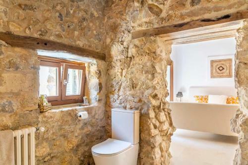 Mallorca Beautiful Villa With Pool In Puigpunyent