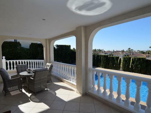 Captivating Villa In Rojales With Swimming Pool
