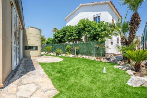 R106 Deluxe Villa In Roda de Bara