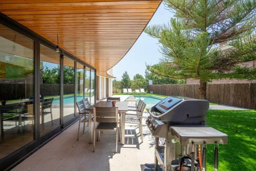 R106 Deluxe Villa In Roda de Bara