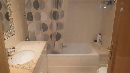 Apartamento 4072 Alhambra