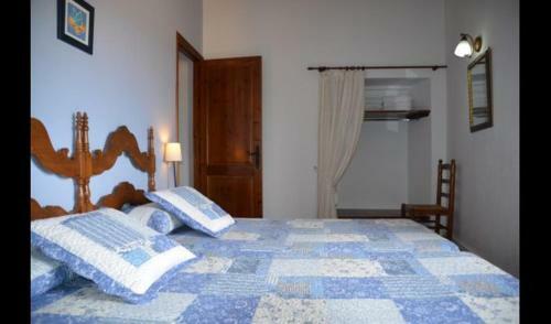 Villa In Sagas Sleeps 17 With Pool