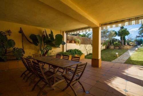 Sant Antoni de Calonge Villa Sleeps 10 Pool Wifi