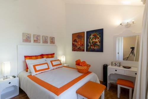 Villa Martina Bungalow With Garden, Bbq, And Pools