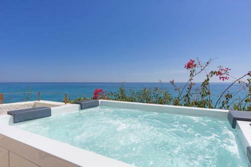 Montiboli Villa Sleeps 6 With Air Con