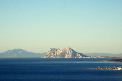 Villa Townhouse With Gibraltar Views