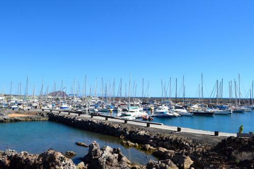Impeccable 1-bed Apartment In Amarilla Golf