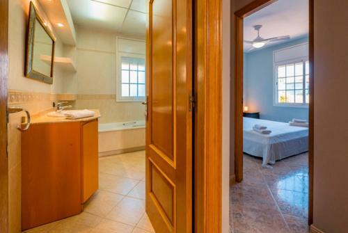 Sant Ponc Villa Sleeps 14 Pool Air Con Wifi