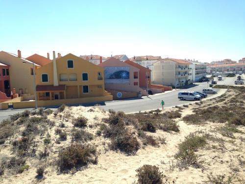 Supertubos Beach Hostel