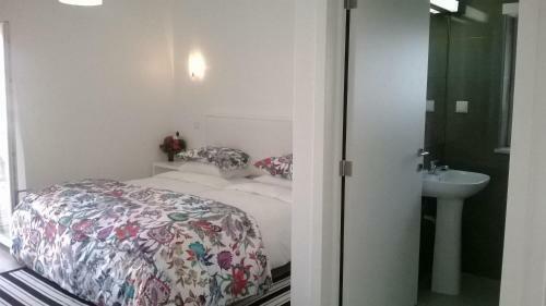 Bed & Breakfast Baleal Spot
