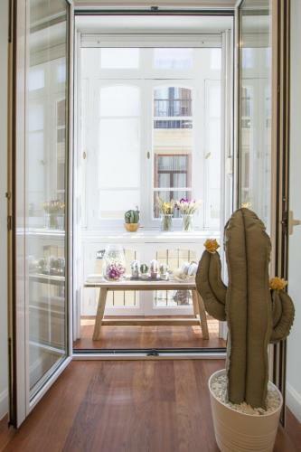 Bare By Oldtown Ss Apartments