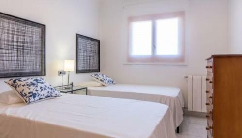 Casa Con Gran Piscina Privada Cerca de Sta Eul�lia