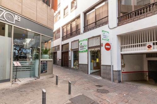 Modern Apartment Next To Plaza de Espa�a