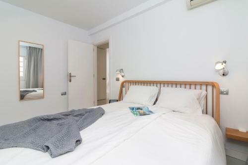 Modern Apartment Next To Plaza de Espa�a