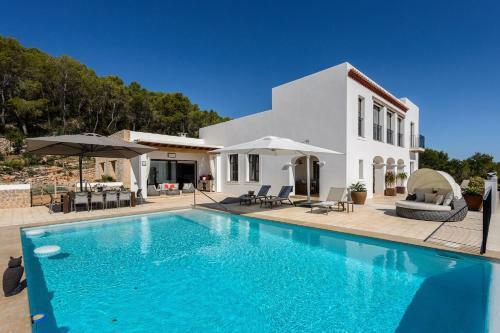 New! Villa Can Prats Deluxe Heated Pool