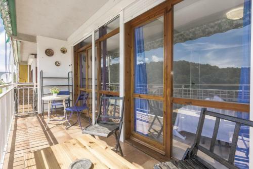 Apartamento Homeholidaysrentals Regard