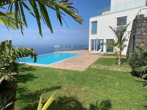 Crystal Ocean Villa
