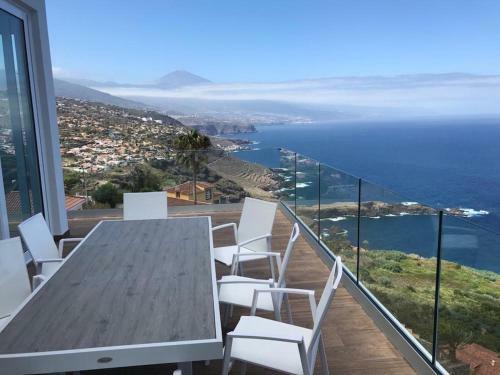 Crystal Ocean Villa
