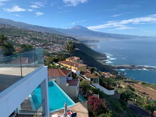 Crystal Ocean Villa
