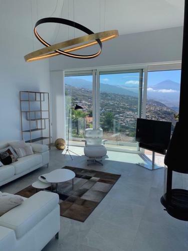Crystal Ocean Villa