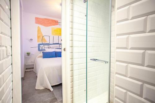 Hostal Lukanda. Hernando Col�n