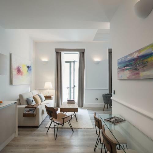 Apartamento Puerta Catedral Holiday Suites