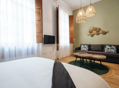 Lola de Triana Apartments