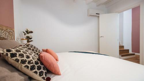 Lola de Triana Apartments